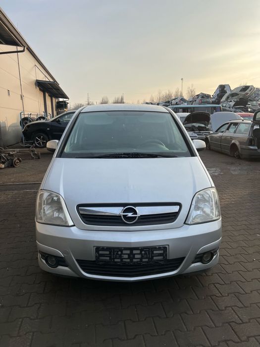Фари бампер капот Опель Меріва А Opel Meriva А