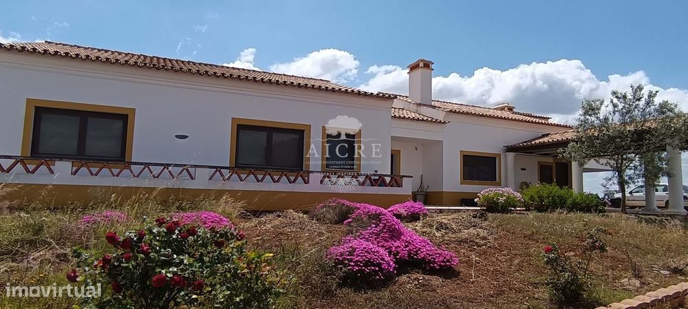 Quinta com 6,9 ha com habitação