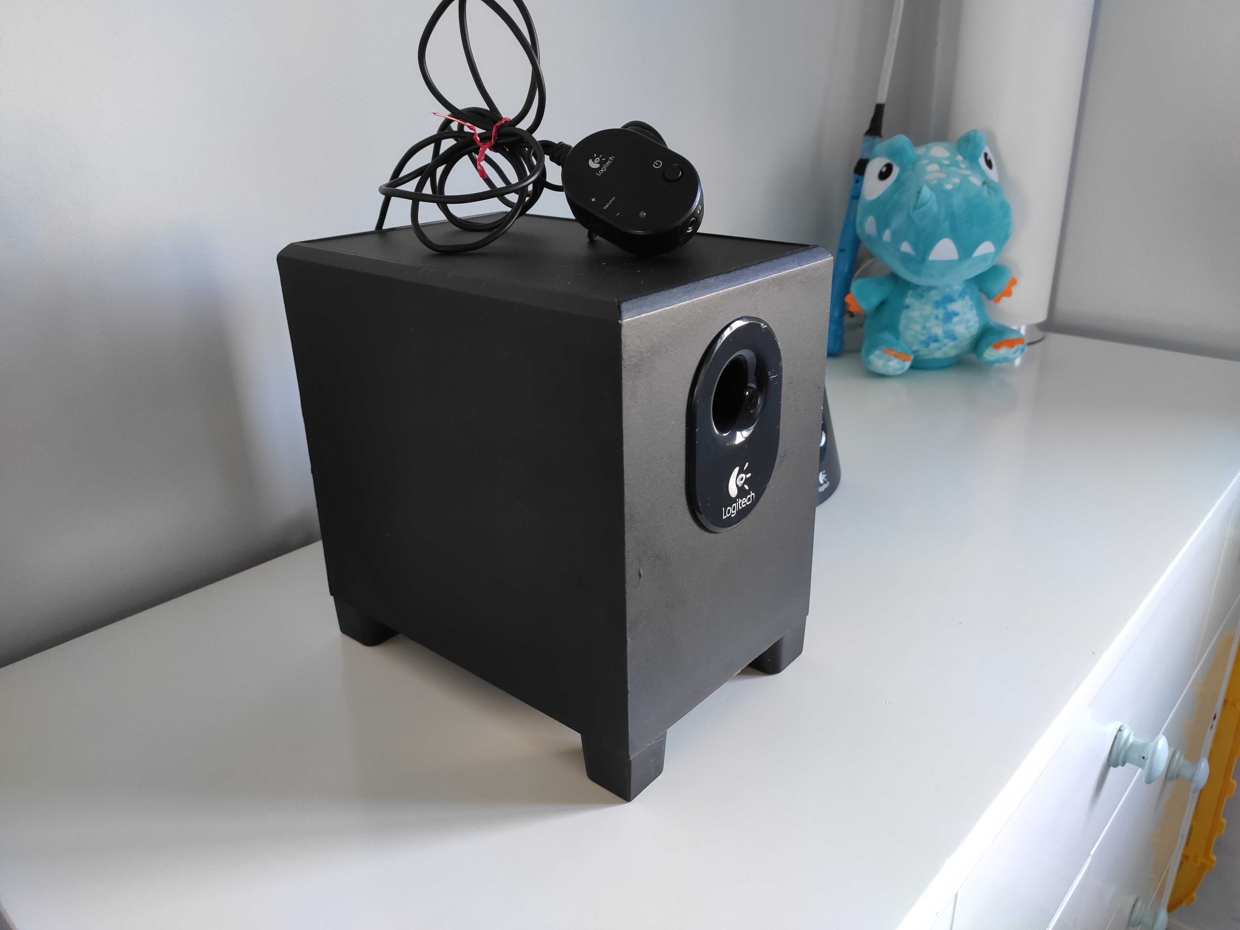 Colunas Logitech Z-313 Speaker System 2.1