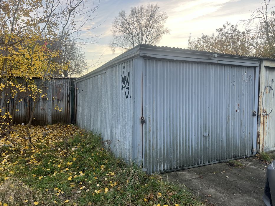 Sprzedam Garaż blaszak