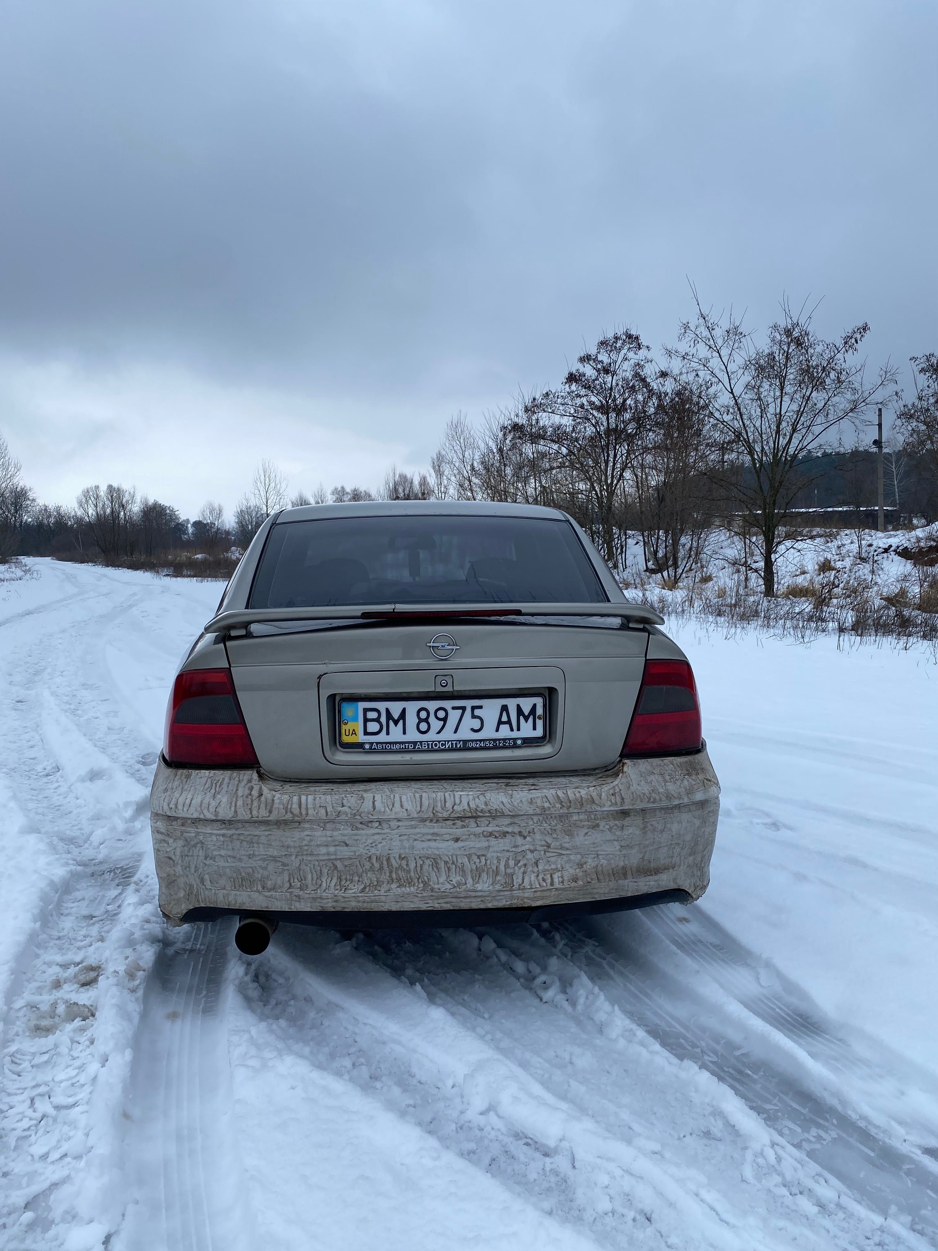 Opel vectra B 1.8