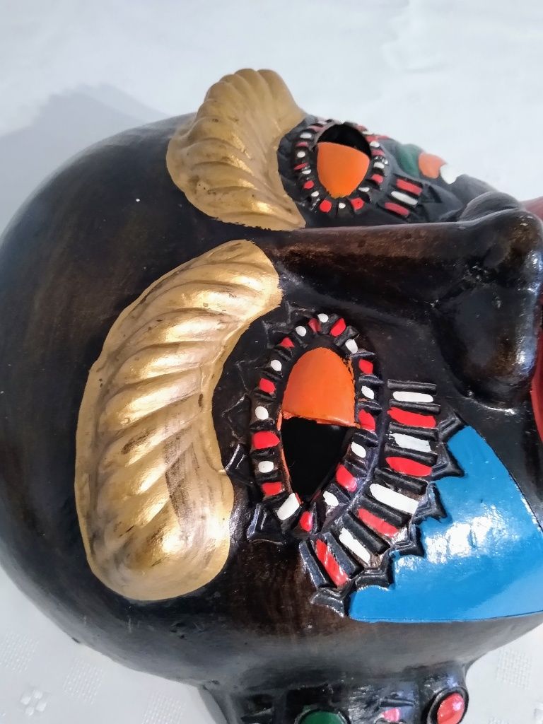 Maska ceramiczna