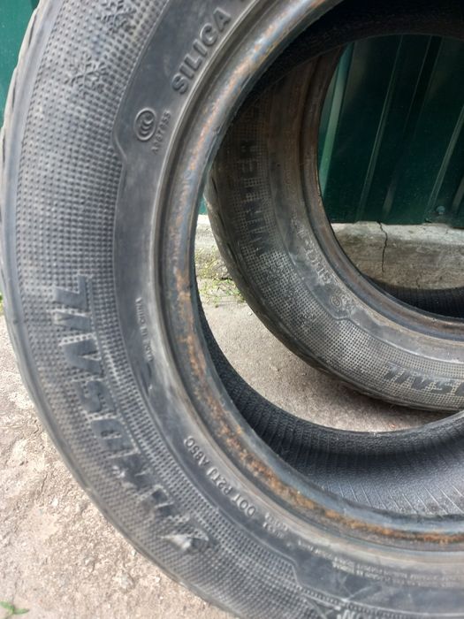 Продам пару шин 175.70.14