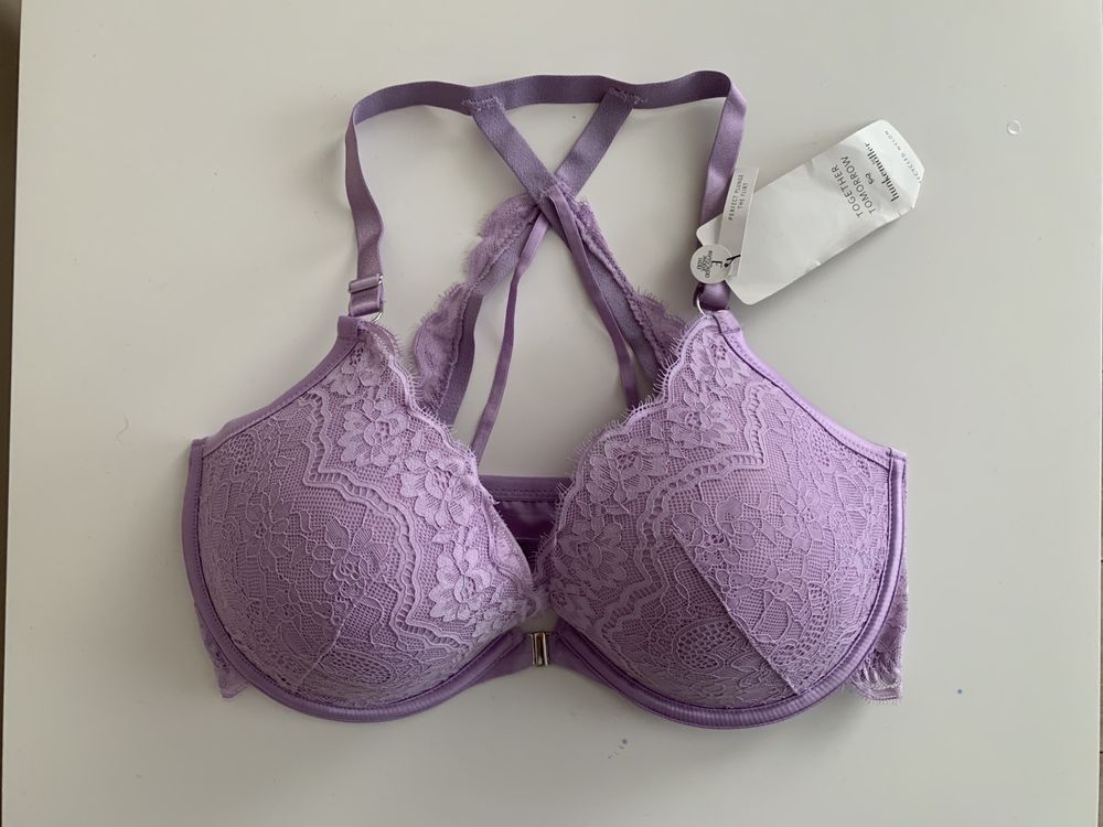 кружевний бюстгалтер hunkemoller 80 Е з застібкою зпереду