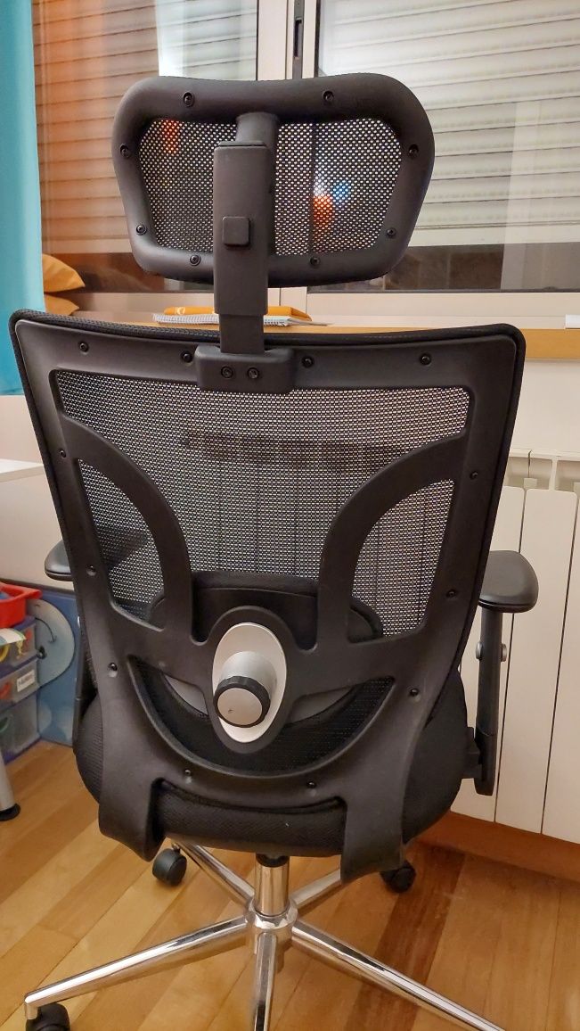 Cadeira ergonómica LAMBO em ótimo estado!!