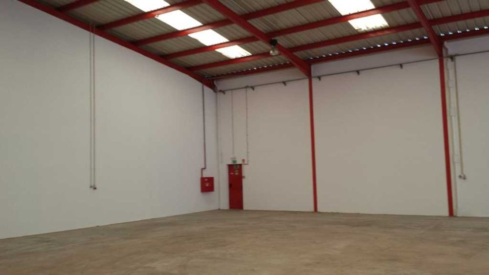 Armazém Zona Industrial de Gandra 650m2