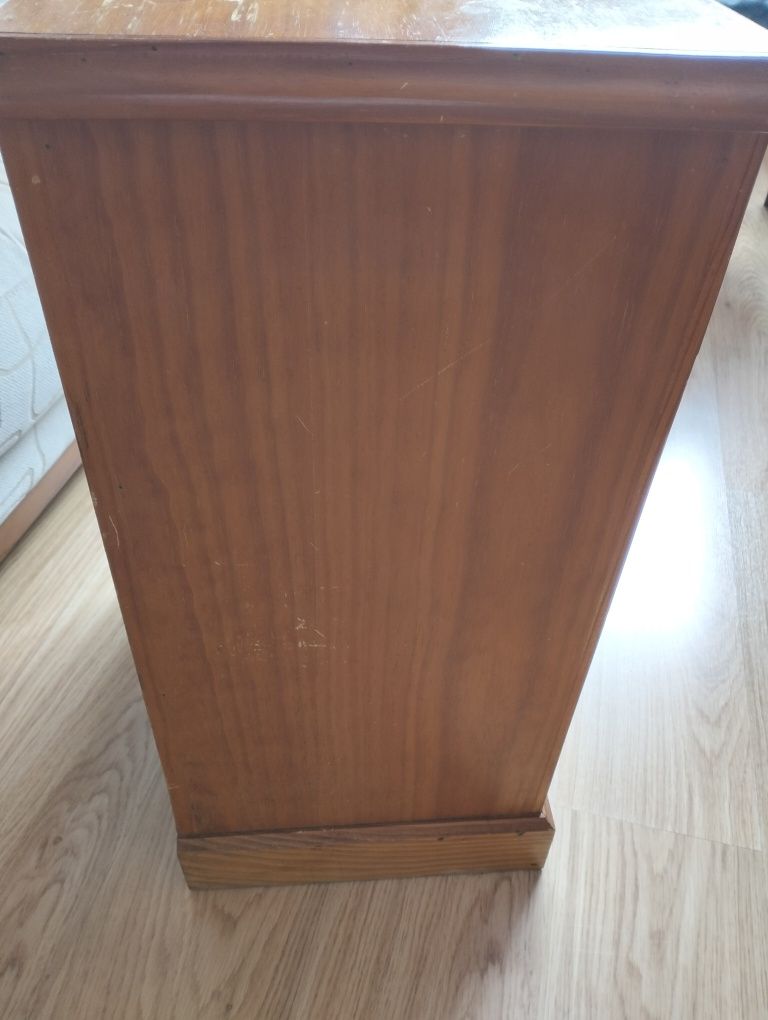 Mesa mesinha cabeceira maciça