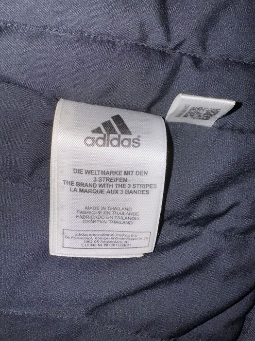 Пальто куртка Adidas оригінал!Розмір M-L!