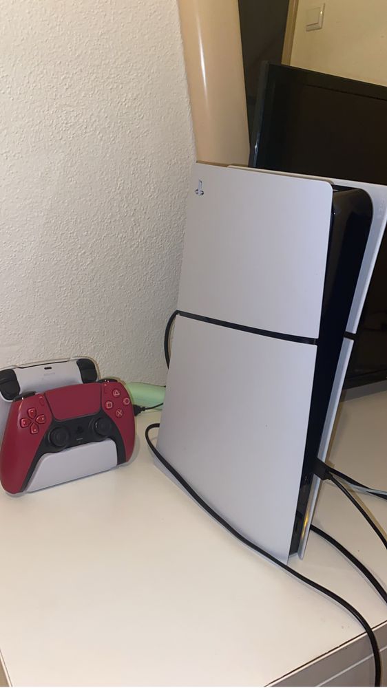 Ps5 2 meses de uso, com a caixa e tudo mais.