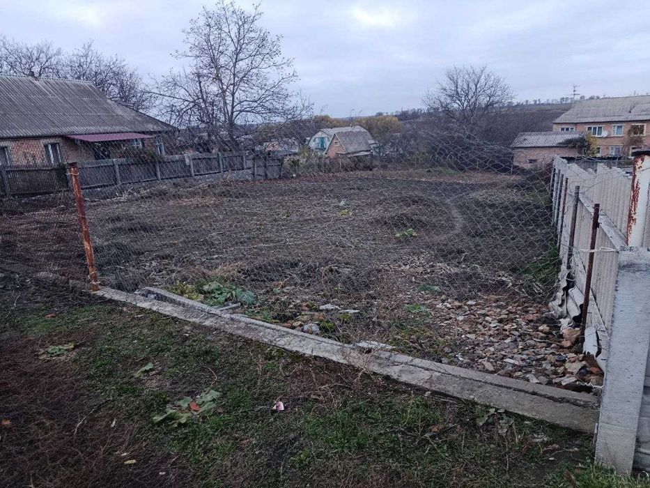 Земельна ділянка для будівництва та обслуговування житлового будинку