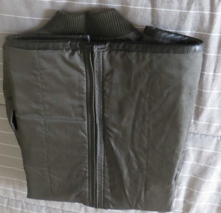 Casaco Colete Impermeável, bolsos à frente verde tropa XL / XXL - Novo