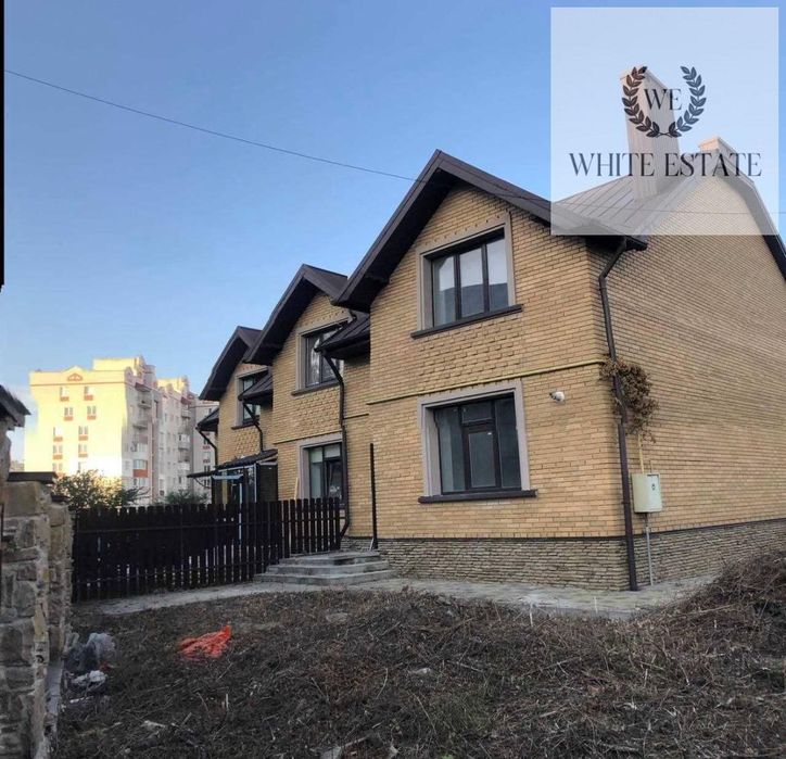 Таунхаус у КМ Клиневий Гай