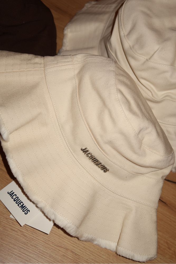 Панама нова jacquemus 56 58 оригінал молочний колір