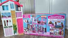 Domek Barbie z windą