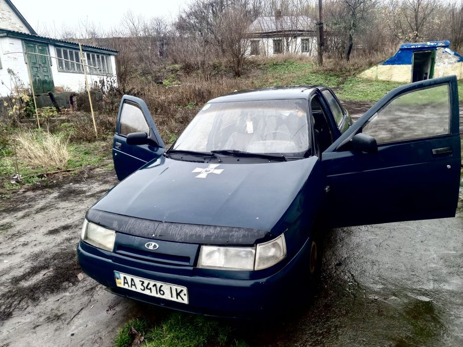 Продам ВАЗ 2110 Терміново 
8клапанна газ 2 покоління/бензин 
В нормаль