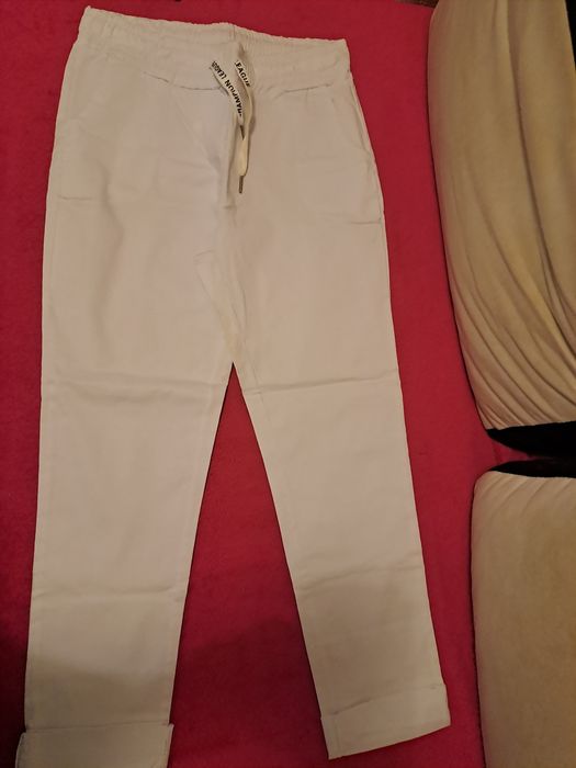 Spodnie damskie made in italia.