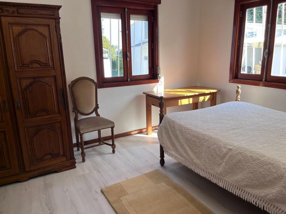 Alugo Quarto Suite em Moradia privada centro Vila Nova de Gaia