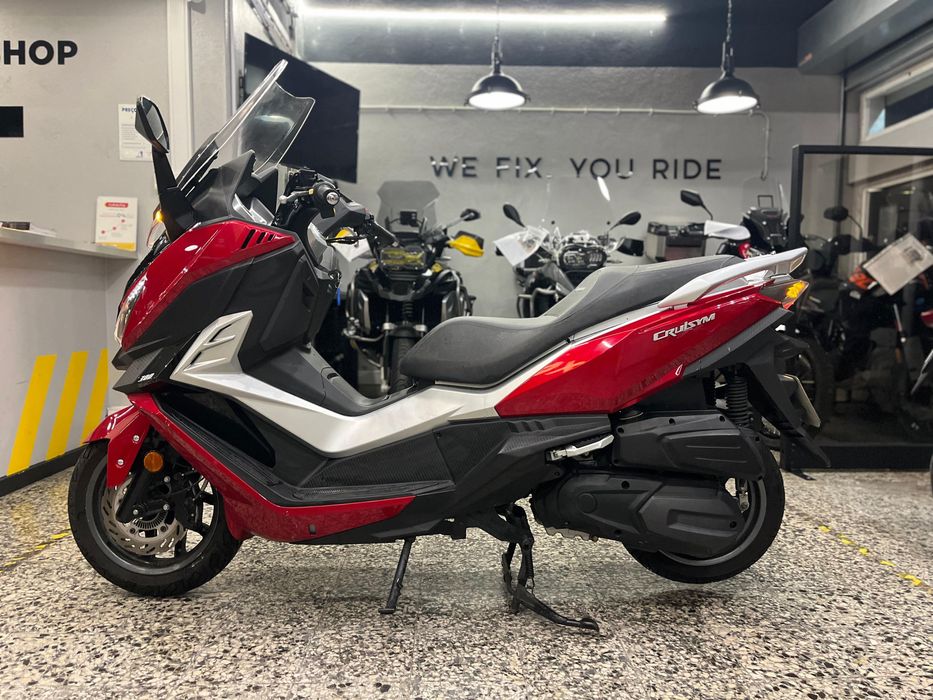 SYM Cruisym 300 de 2019 em Optimo estado, 22000 Kms Distinta, Elegante
