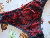 Stringi damskie rozm. M