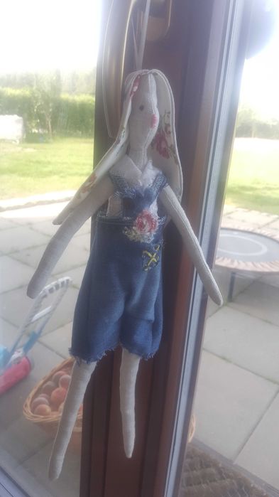 Króliczek handmade - maskotka dziecięca, zawieszka ozdobna, rękodzieło