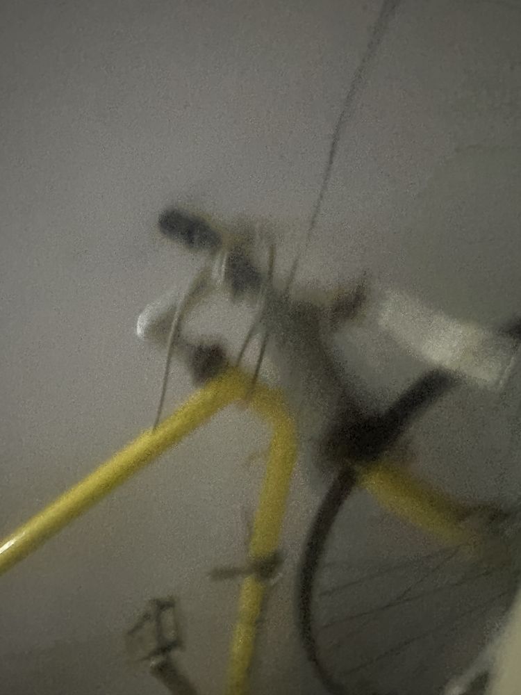 Vendo Bike. Amarela