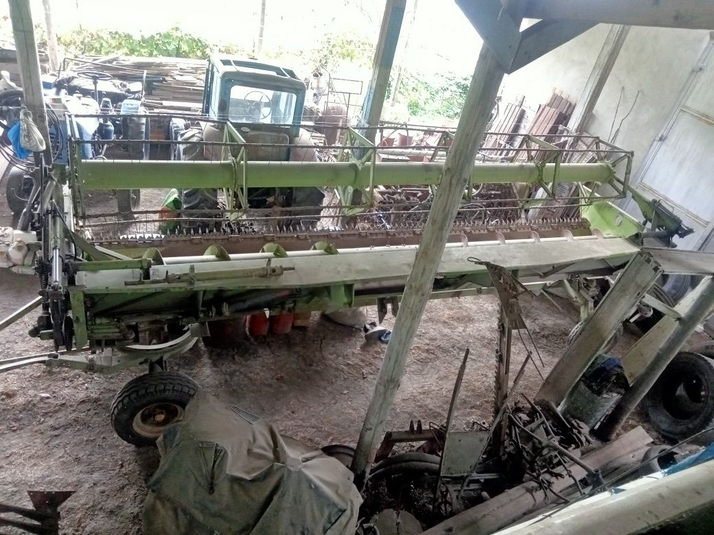 Форштріт є517 комбайн зернозбиральний