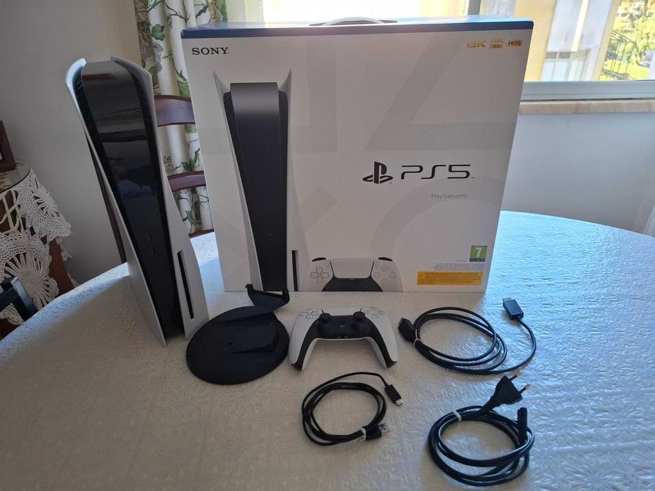 Consola Playstation 5 como nova