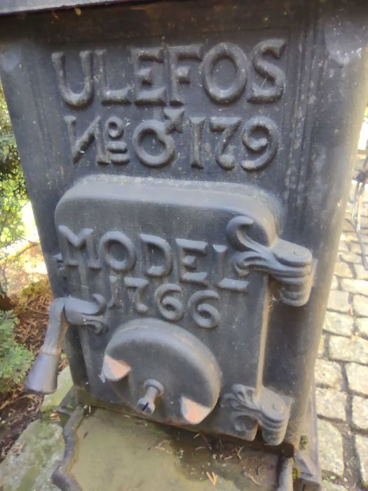 Piec norweski koza Jotul Ulefos model 1766