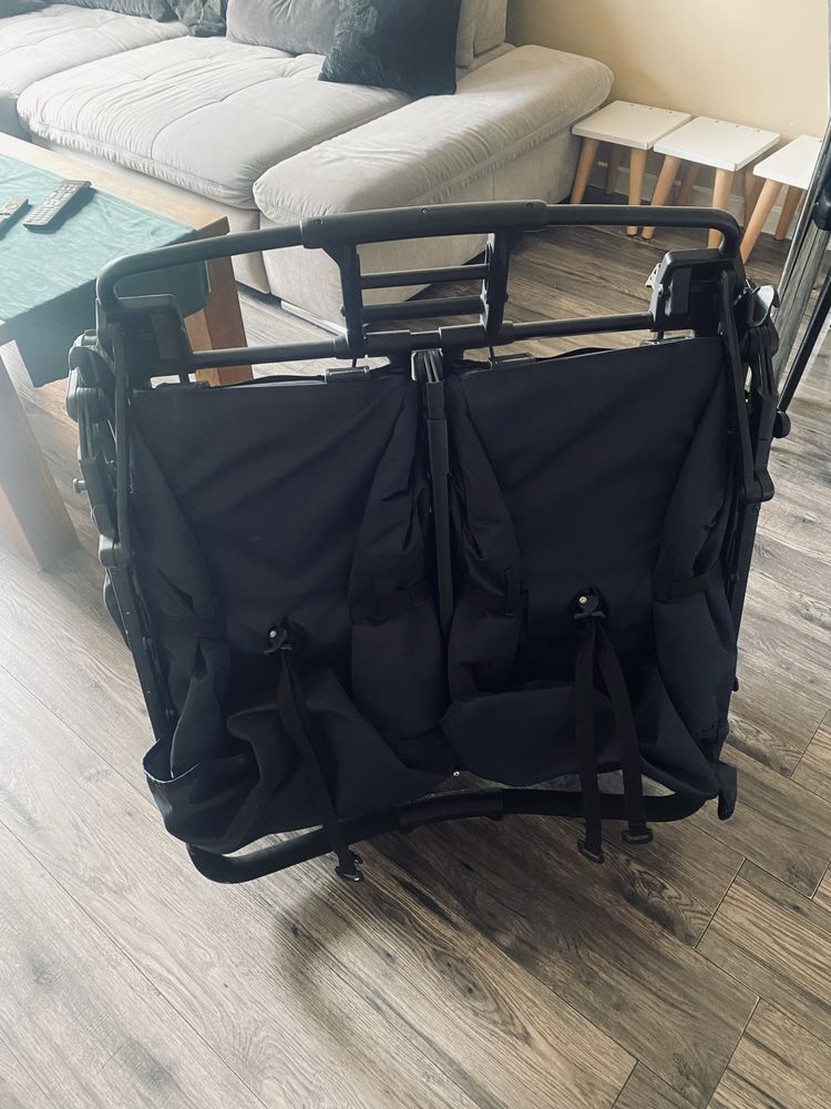 Spacerowka dla blizniakow peg perego