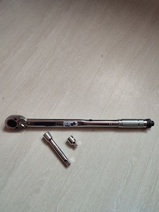 Динамометрический ключ 1/2 переходник 1/2 ×3/8 INTERTOOL XT- 9007