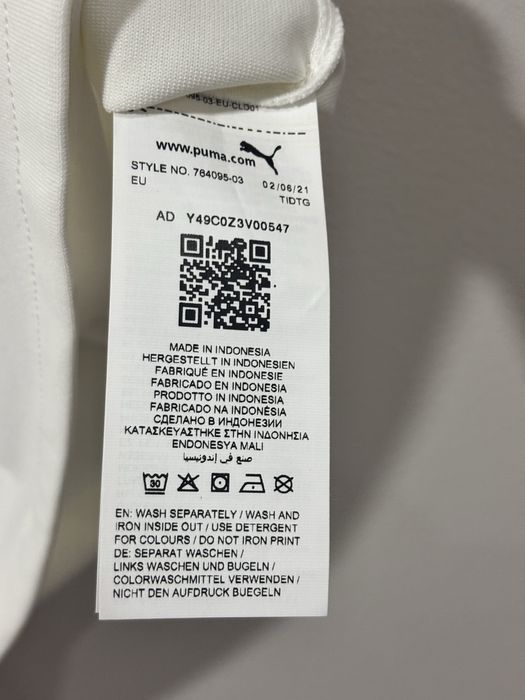 Футболка Шахтара з підписом М. Мудрика