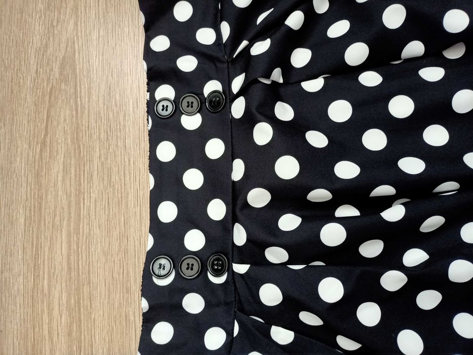 Modna spódnica w grochy