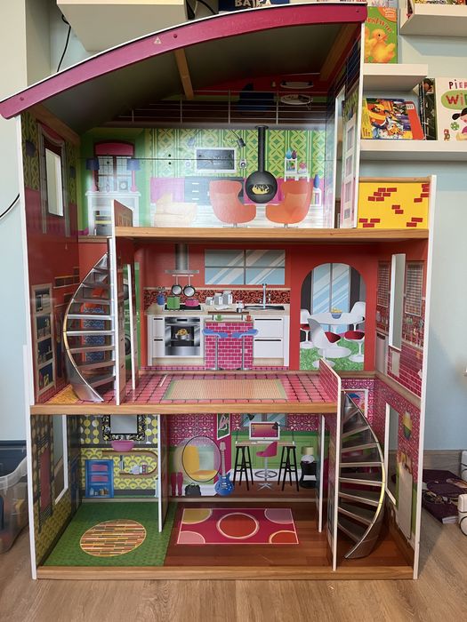 Duzy domek dla lalek barbie