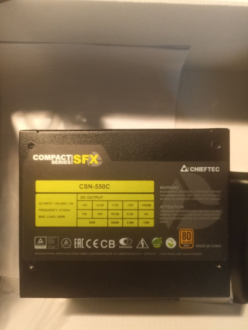 Блок живлення пк 550вт chieftec compact sfx csn-550c 550w