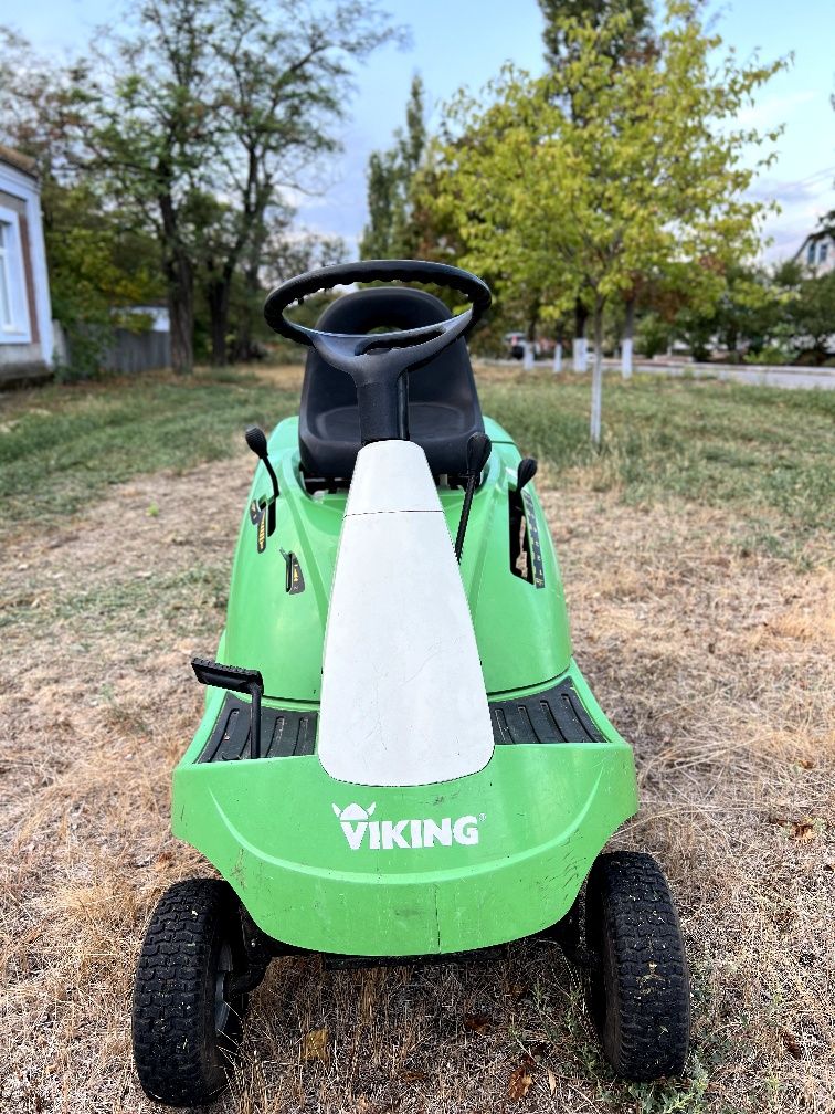 Трактор газонокосарка вікінг viking mr 385