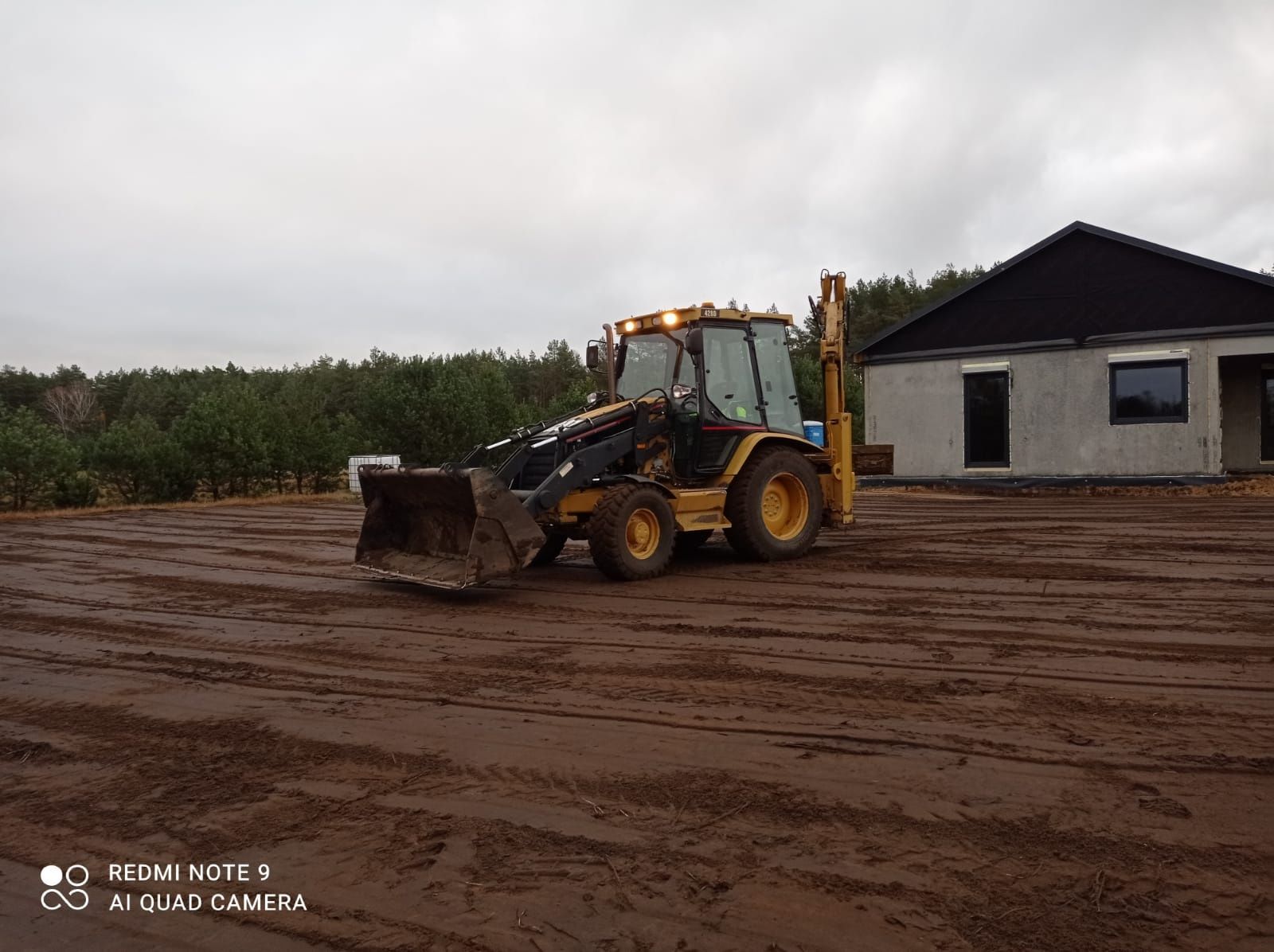 Usługi koparko ładowarką minikoparka 3T kopanie rowów