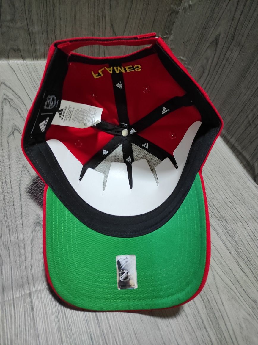 NHL Calgary Flames Adidas оригінальна кепка, бейсболка