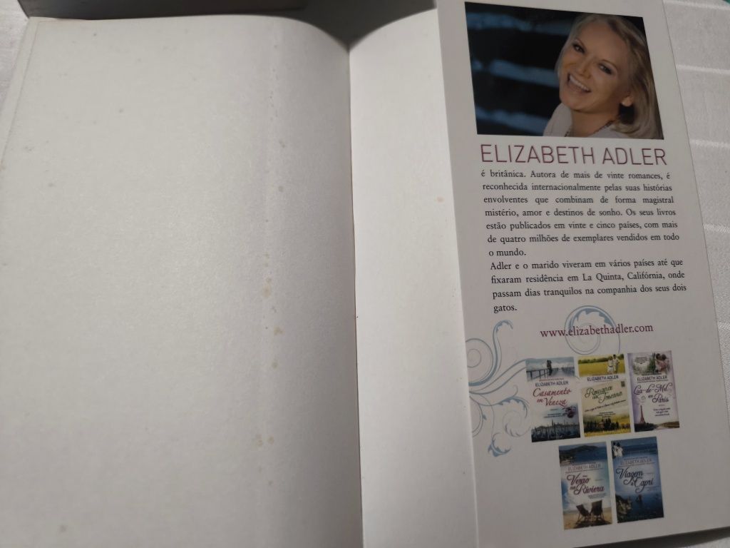 Intriga em Monte Carlo (Portuguese Edition]