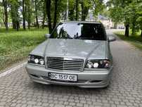 Mersedes-Benz c180 w202