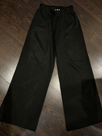 Шерстяные черные брюки палаццо размер S-M