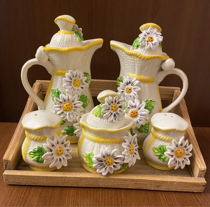 Подсвечники,чайник,чашка,бокалы пивные СССР,вазоны для цветов