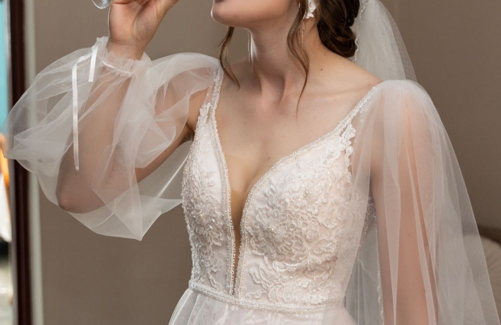 Suknia ślubna S w kolorze pastelowego różu