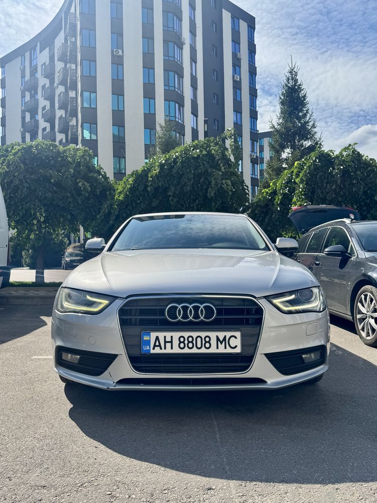 Audi A4 B8 2014 рік