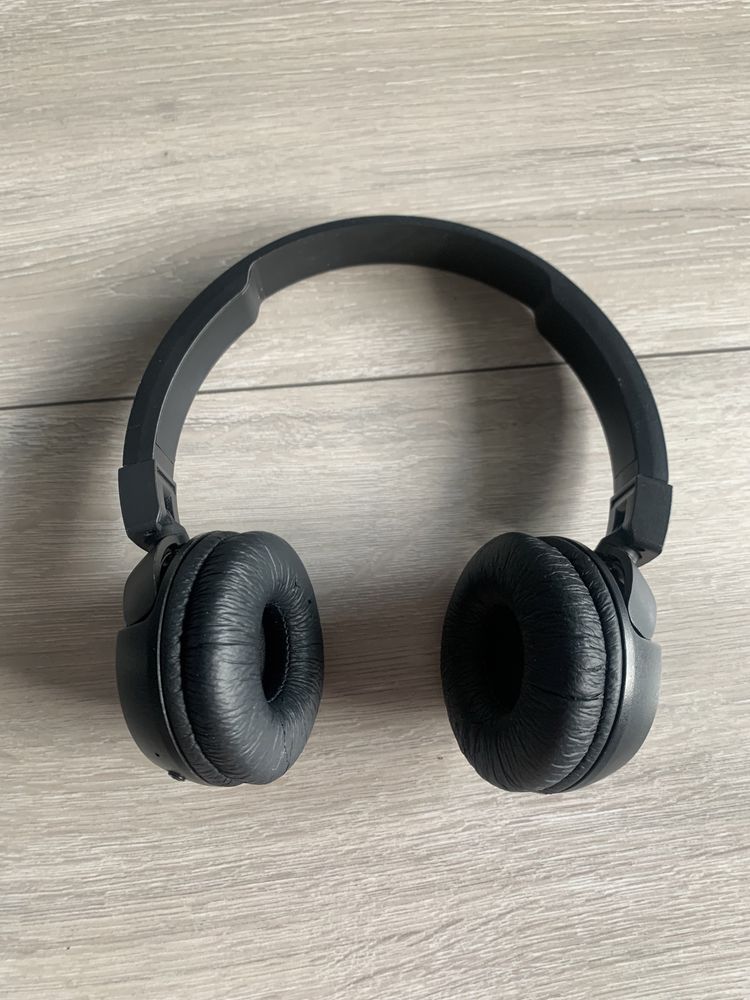 Słuchawki JBL 570BT bezprzewodowe