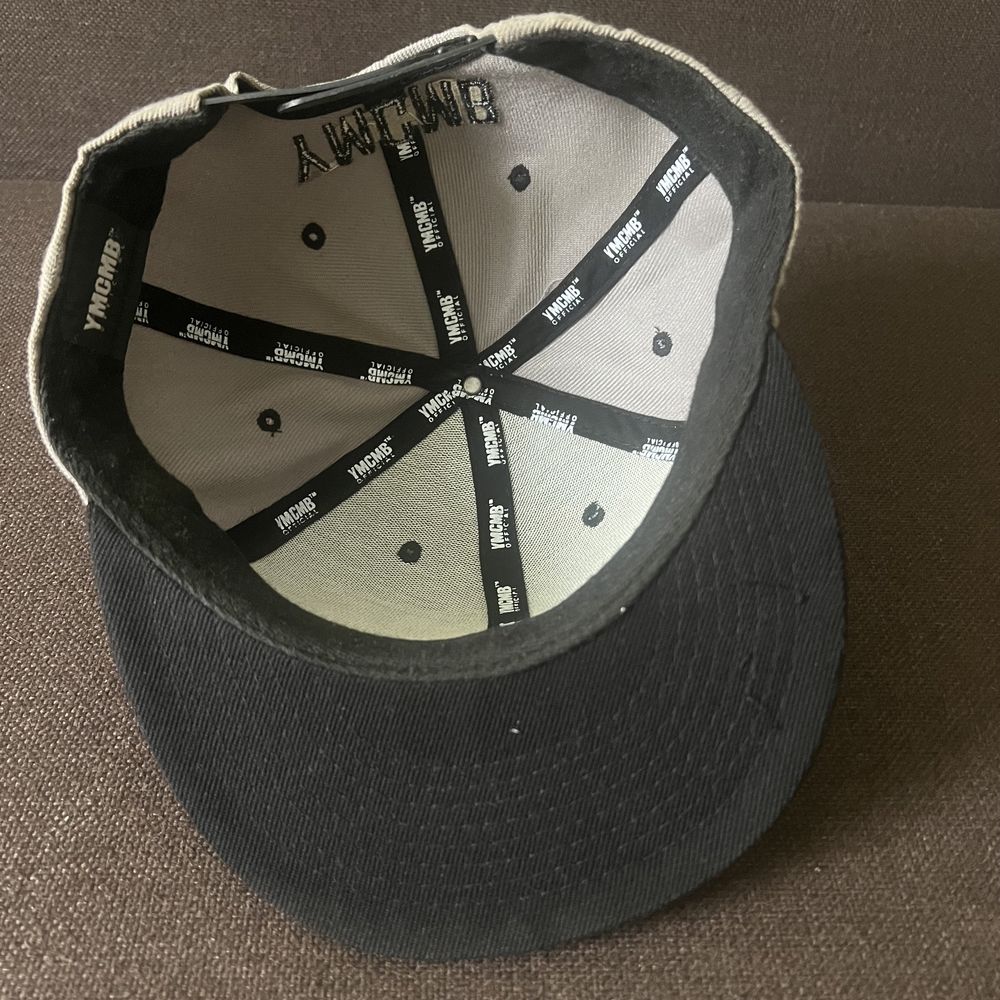 Czapka YMCMB snapback new era