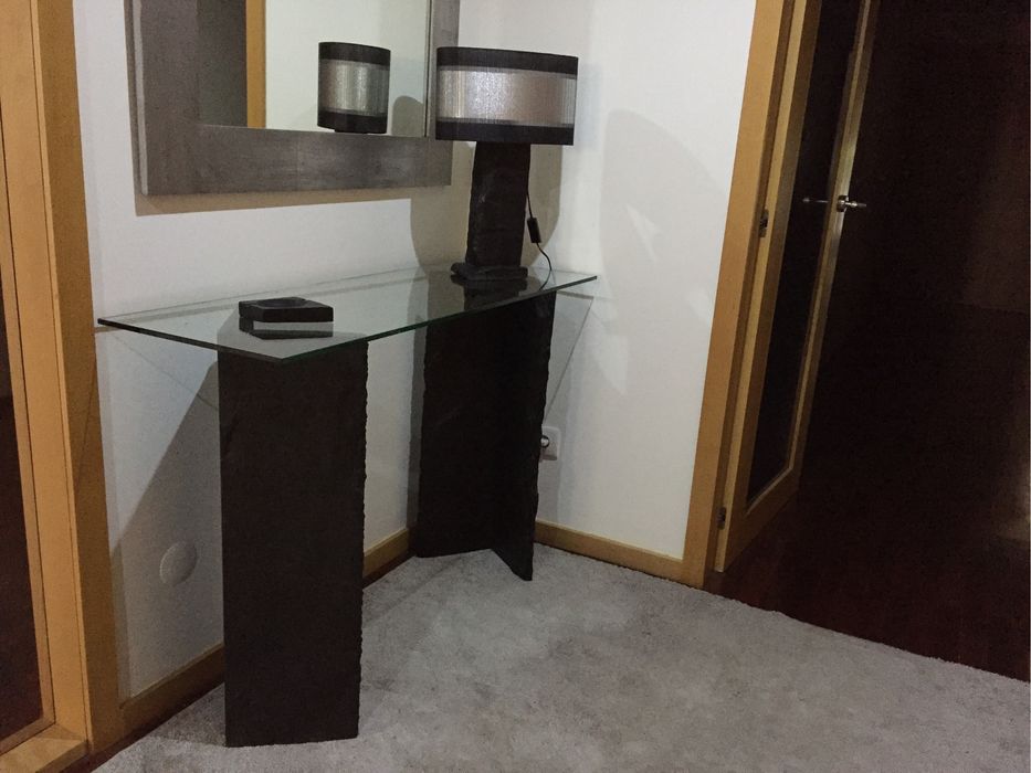 Mesa de Hall em ardósia preta