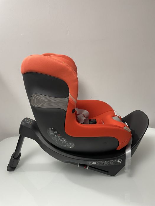 Fotelik Cybex Sirona S2 i-Size 0-18 kg,  obrotowy