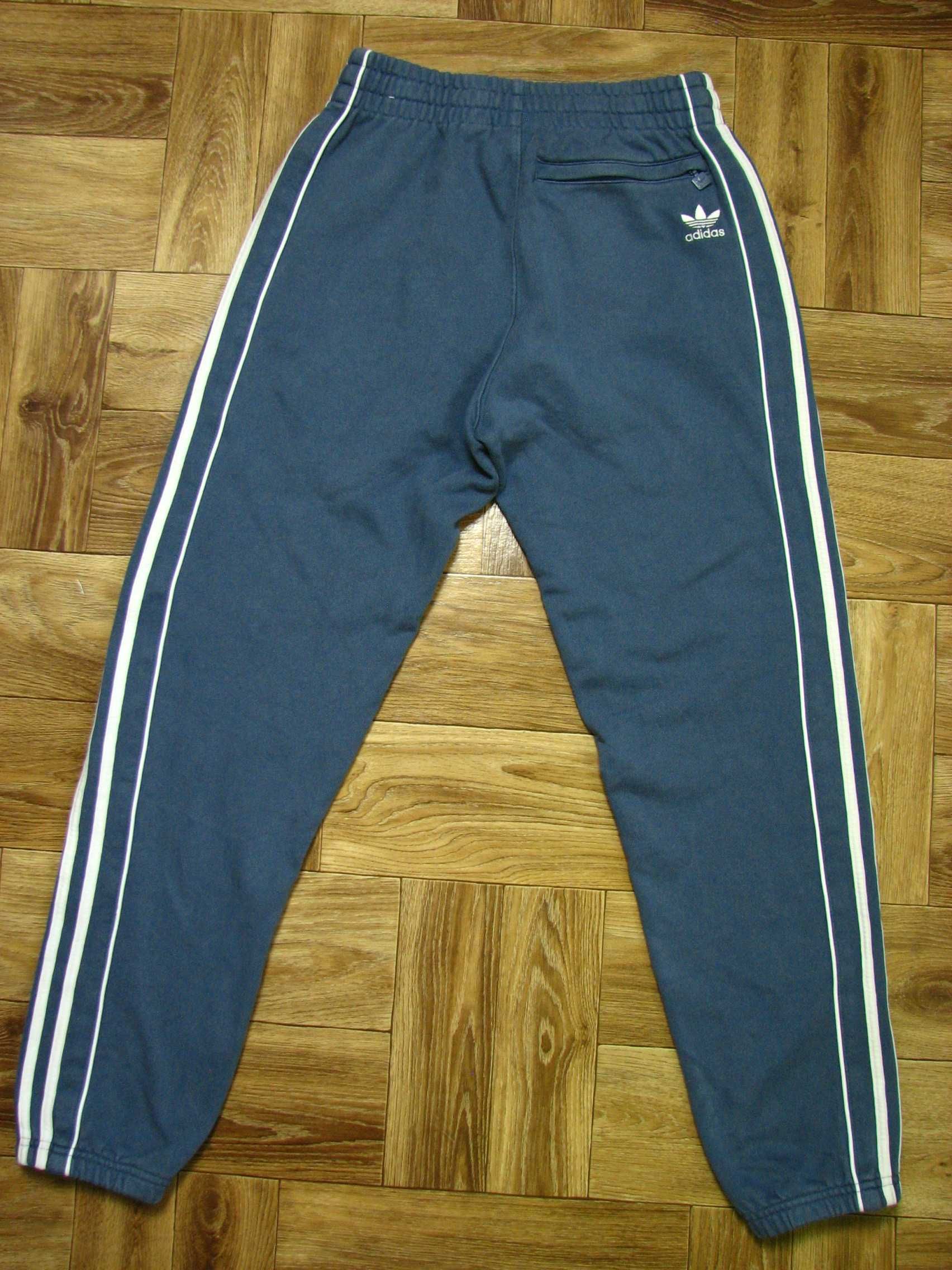 Spodnie dresowe adidas Rekive Joggers