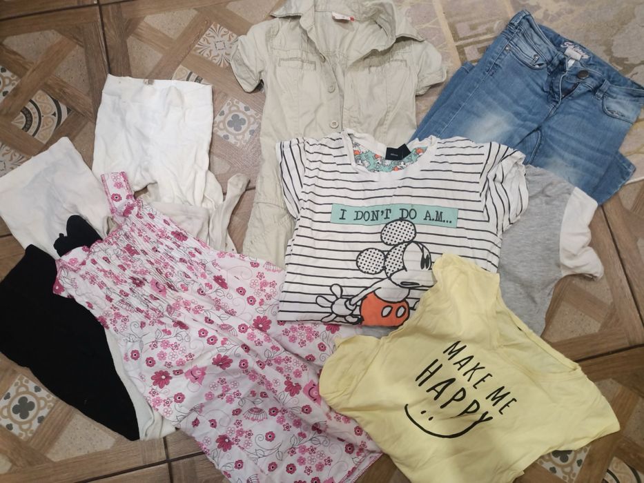 Віддам речі підліткові