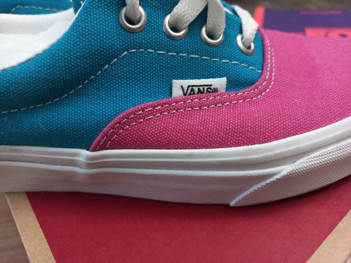 Кеди жіночі VANS OFF THE WALL(38).